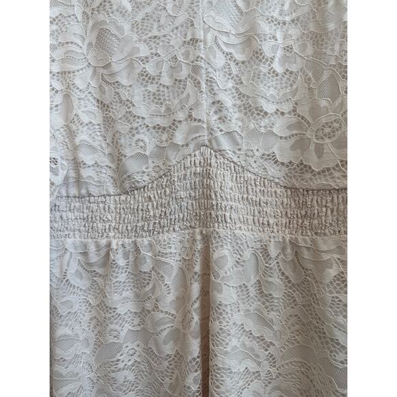 Torrid Cream/Light Pink Floral Lace Boho Long Sleeve Blouse - Picture 5 of 6